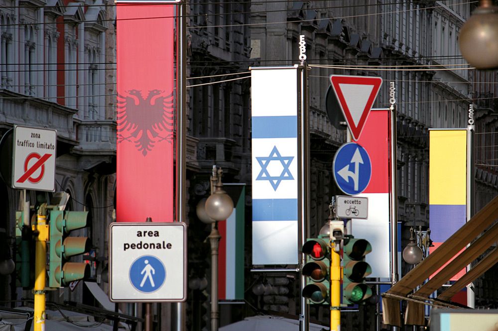 milan expo 2015 flags boulevard